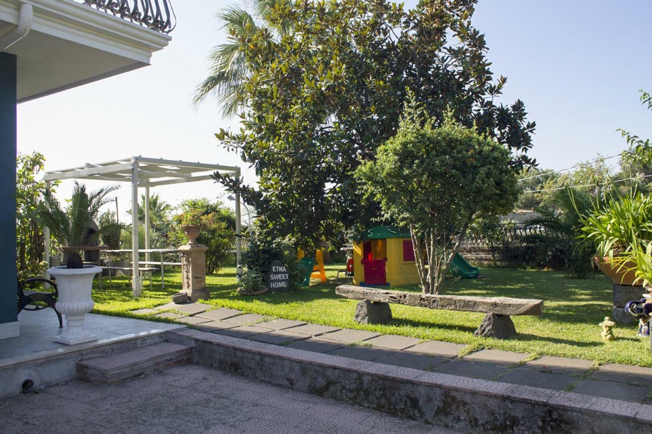 Etna Sweet Home Санта-Венерина Экстерьер фото